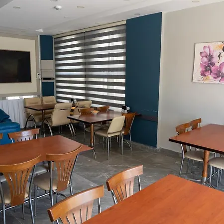 Eroglu Hotel 2*