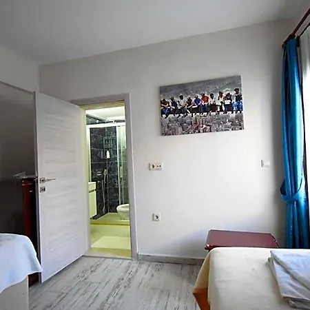 Eroglu Hotel 2*